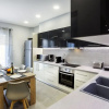 Отель Spacious 3-Bedroom Apartment 90m from Train, фото 5
