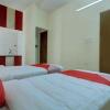 Отель OYO 22900 Sri Sai Suites, фото 6