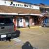 Отель Rustic Motel Rolla, фото 3