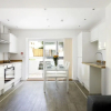 Отель Modern Contemporary 2 Bed With Garden, фото 4