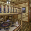 Отель SmokyStays Indoor Heated Pool Cabin, фото 9