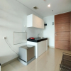 Отель Nice And Comfy 1Br At Dago Suites Apartment, фото 5