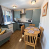 Отель Cosy 2BD Chalet St Ives Holiday Village, фото 9