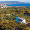 Отель Amazing Home in Vrh With 1 Bedrooms, Wifi and Outdoor Swimming Pool, фото 19