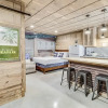 Отель Casas Coastal Experience Cabin B 1 Bedroom Cottage by RedAwning, фото 11
