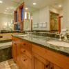 Отель Aspen Ridge 17 by Avantstay Ski-in/ski-out Town House w/ Hot Tub, фото 9