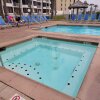 Отель Beachfront Resort * Heated Pool * Sleeps Heaps (Saida Royale 9039) by RedAwning, фото 14