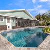 Отель Awesome Location with Dock, Pool, Bicycles & Kayaks by RedAwning, фото 14