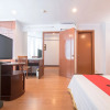Отель RedDoorz Plus near Van Mieu Quoc Tu Giam, фото 5