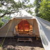 Отель 3 Bell Tents & Remote Wood Cabin - Sleeps 12, фото 1