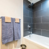 Отель QuickStay - Premium 2bdrm in Yorkville (Yonge & Bloor), фото 10