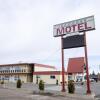 Отель Camrose Motel, фото 1