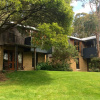Отель King Parrot Cottages, фото 8