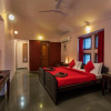 Отель Saffronstays Red Brick House, фото 4