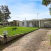 Отель Iluka - coastal family living, only 700m to beach, фото 13