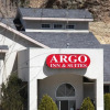 Отель Argo Inn and Suites, фото 1