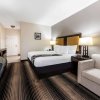 Отель La Quinta Inn & Suites by Wyndham Orange, фото 32