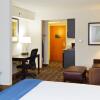 Отель Holiday Inn Express & Suites Greenville - Downtown, an IHG Hotel, фото 3