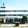 Отель OYO Hotel Italia, фото 1