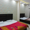 Отель Abhiraj Guest House, фото 7