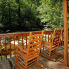 Отель Creekside Memories Cabin - 2 Br Cabin, фото 2