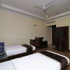 Отель OYO 12532 Imperial Inn, фото 13