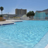 Отель Travelodge by Wyndham Panama City Beach / Beachfront, фото 10