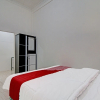 Отель OYO 91505 Elif Homestay Syariah, фото 6