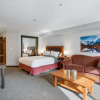 Отель LARGE Studio | Ski In/Out | Pool & Hot Tubs | Central Upper Village Location, фото 7