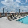 Отель Hilton Garden Inn Charleston Waterfront/Downtown, фото 25
