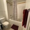 Отель Good Value 1BR Apt | Close to Convention Center, фото 9