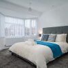 Отель Immaculate 5-bed House in Leeds, фото 6