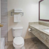 Отель Quality Inn & Suites Airport West, фото 9