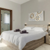 Отель Chic 2BR Penthouse Steps From the Promenade, фото 7