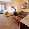 Отель Holiday Inn Express Hotel & Suites GUYMON, an IHG Hotel, фото 6