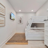 Отель Charming 2bd/1.5ba Beachfront Condo w/ Pool View, фото 11