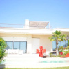 Отель Magnificent 4 Bedroom Villa With Swimming Pool, фото 1