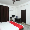 Отель Raghav by OYO Rooms, фото 26