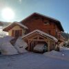 Отель Sunny Chalet in Les Gets with Jacuzzi, фото 12