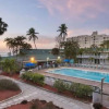 Отель Wyndham Garden Fort Myers Beach, фото 13