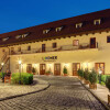 Отель Lindner Hotel Prague Castle, part of JdV by Hyatt, фото 1