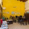 Отель Cocoa Mews Cafe & Homestay - Hostel, фото 14