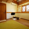 Отель Jeonju Keun Judaengi Hanok Stay, фото 7