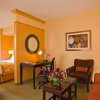 Отель SpringHill Suites Napa Valley, фото 2
