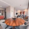 Отель Breakfast Included at Regatta Living 301, фото 7