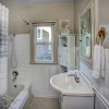Отель Jim's House 3 Bedroom Home, фото 7