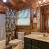 Отель Papa Bears Hideaway - FKA Cold Creek Camp By Heritage Cabin Rentals, фото 8