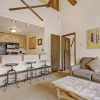 Отель Pet-Friendly Ski in Ski out Condo 30 Second Walk to Lift  - SF204 by RedAwning, фото 11
