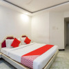 Отель OYO Flagship 140 Amaltas AB Road, фото 3
