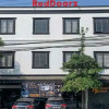 Отель RedDoorz Premium @ Raja Hostel Syariah Lampung, фото 15